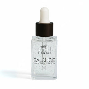BALANCE brings the purity of olive-derived squalane to both hair and skin. This lightweight, fast-absorbing oil mirrors the natural lipids found in healthy skin and hair, helping restore hydration and maintain a healthy moisture barrier without any heavy residue.