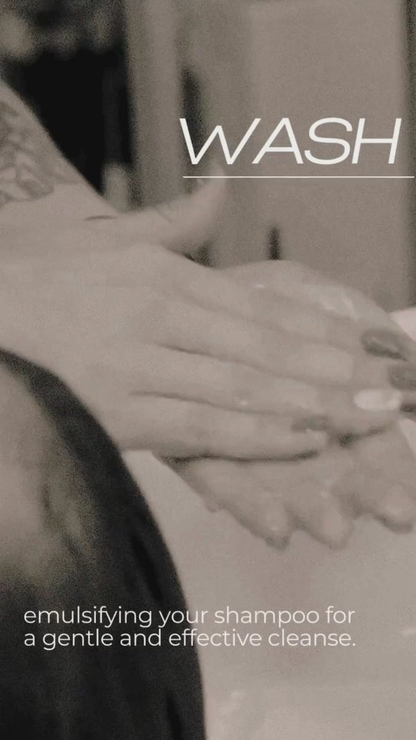 Rosemary shampoo for daily cleansing. Botanical Rosemary Wash is a concentrated wash formulated to keep the scalp and hair clean. Luxury botanical haircare that works with your hair’s biology, feeding it the essence of nature for lasting, healthy results.